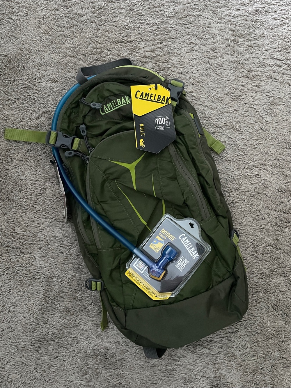 CamelBak Olive Green Hydration Backpack with Blue Tube